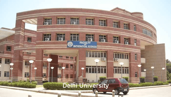 University of Delhi: Pilar Pendidikan dan Penelitian di India