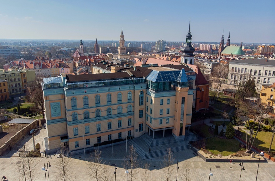 University of Opole: Institusi Pendidikan Unggul di Polandia dengan Sejarah dan Inovasi Modern
