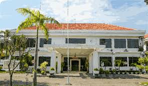 Surabaya Mengukir Jejak Pendidikan di Era Disrupsi