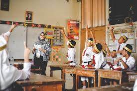 Pendidikan Zaman Now: Kenapa Banyak Sekolah Masih Nggak Relevan Buat Generasi Muda